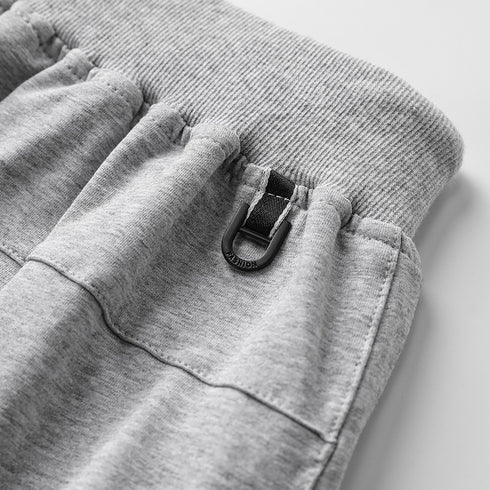 Casual Athletic Shorts for Men with Pockets and Elastic Waistband