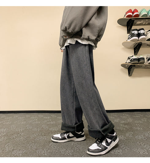 Men’s Athletic Fleece-Lined Loose Straight Leg Casual Jeans