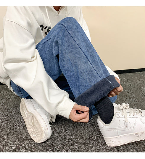 Men’s Athletic Fleece-Lined Loose Straight Leg Casual Jeans