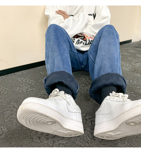 Men’s Athletic Fleece-Lined Loose Straight Leg Casual Jeans