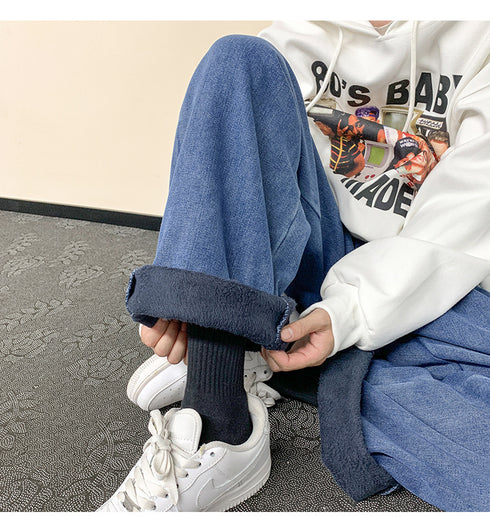 Men’s Athletic Fleece-Lined Loose Straight Leg Casual Jeans