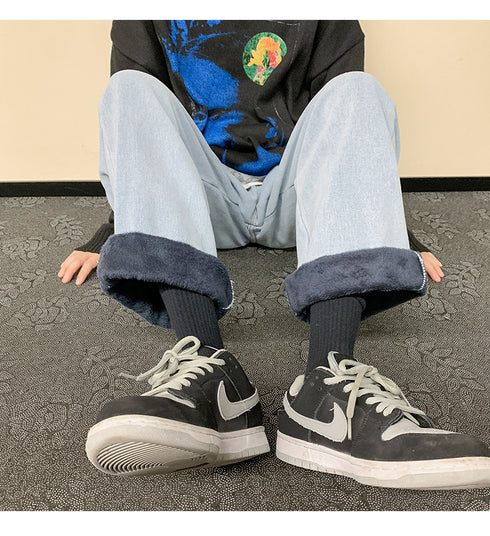 Men’s Athletic Fleece-Lined Loose Straight Leg Casual Jeans