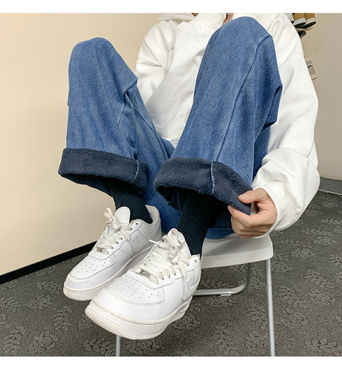 Men’s Athletic Fleece-Lined Loose Straight Leg Casual Jeans