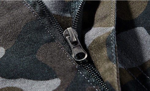Men's Camouflage Cargo Shorts with Zip Pockets